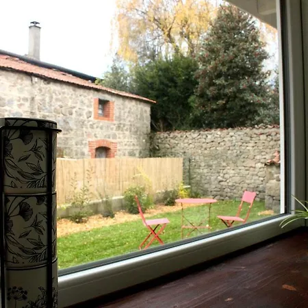 شقة Superbe Avec Jacuzzi Et Jardin Prive Marlhes