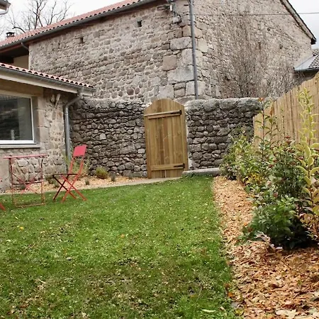 Superbe Avec Jacuzzi Et Jardin Privé * Marlhes